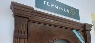 Термінус Капітель Даймонд дуб 800